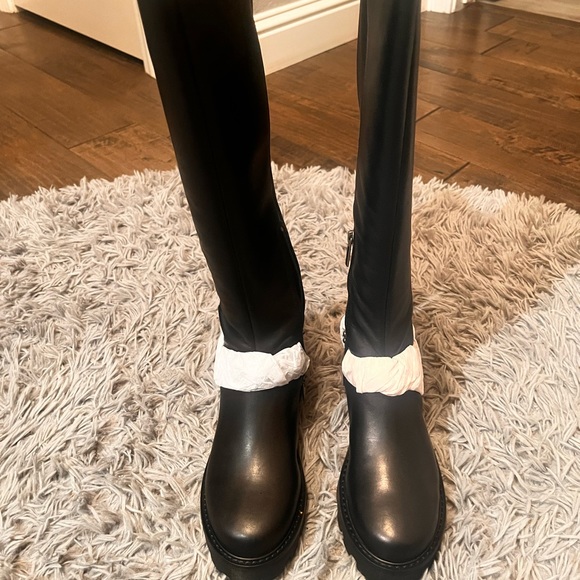 Karl Lagerfeld Boots, size 6, NWT.   JUST IN - Picture 8 of 9